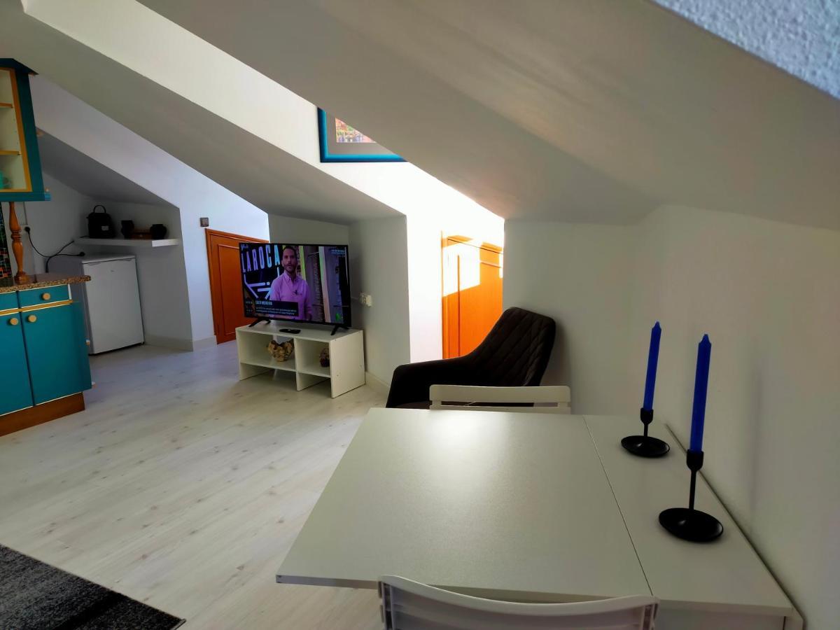 Apartamento En El Casco Antiguo De Ponferrada Dış mekan fotoğraf